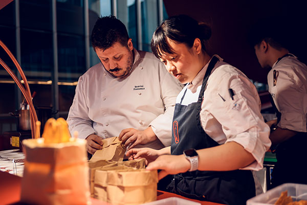 “Chef's-Table”主厨露天晚宴组图2.jpg