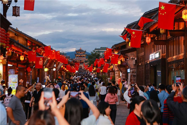 建昌古城双节活动圆满落幕——文旅融合绘就双节共庆团圆盛景