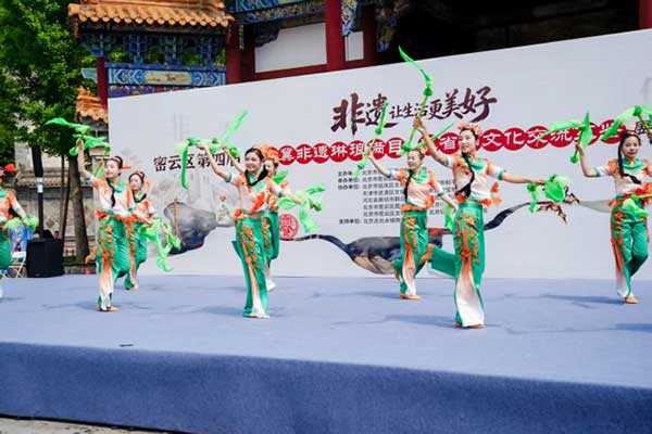 image3_sm-(1).jpg